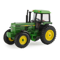 John Deere Childrens Vintage Tractor with Cab (46574) [GD]