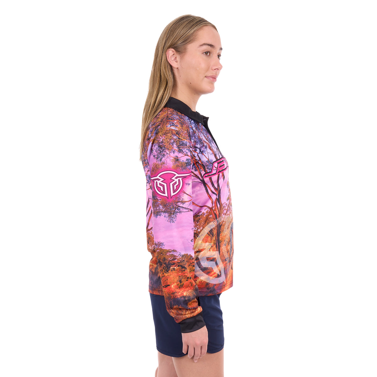 Bullzye Womens Grazing Horse L/S Fishing Tee (B6S2502598) Multi