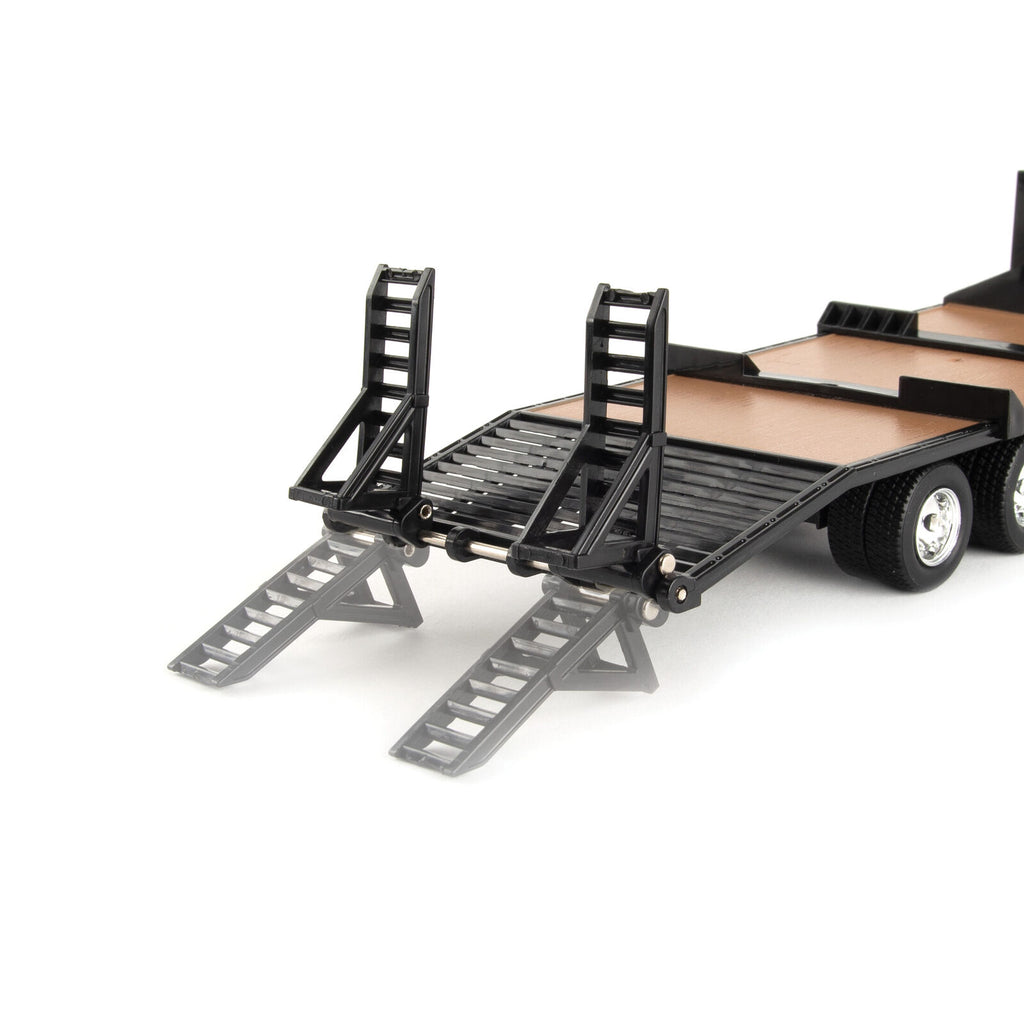 John Deere Childrens 1:32 Ford Pickup With Gator on Trailer and Horses & Yards (47433)