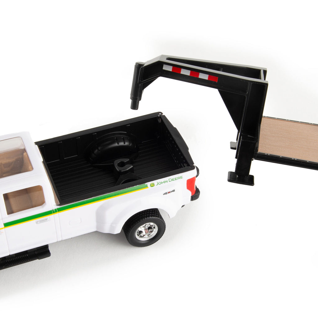 John Deere Childrens 1:32 Ford Pickup With Gator on Trailer and Horses & Yards (47433)