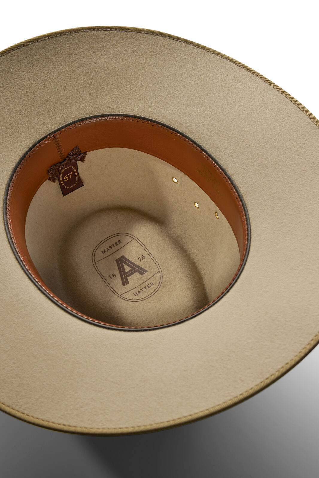 Akubra Tablelands (90500) Sand
