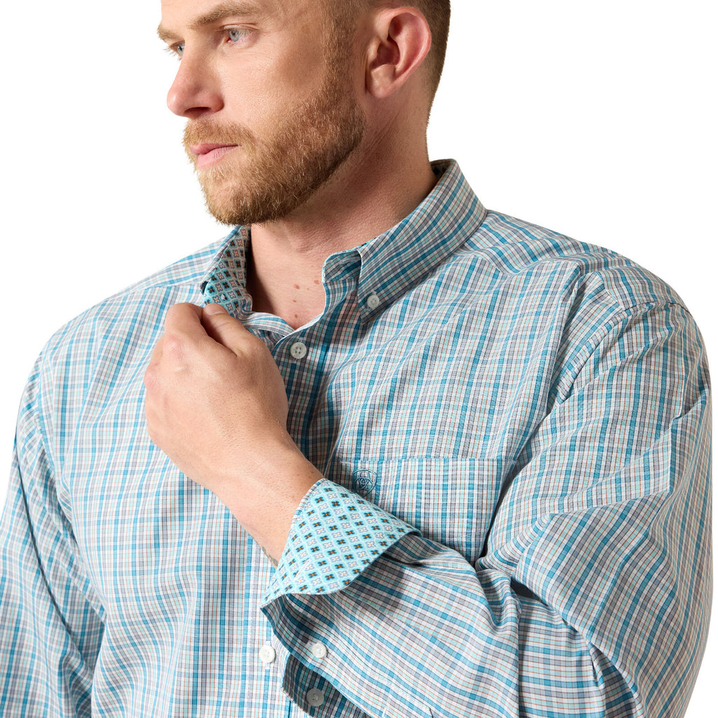 Ariat Mens Wrinkle Free Antonio Classic Fit L/S Shirt (10071028) Angel Blue Plaid
