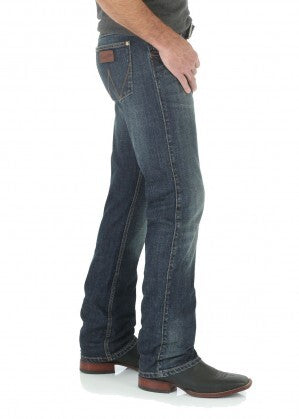 Wrangler Mens Retro Slim Jeans (WLT88BZ34) Bozeman