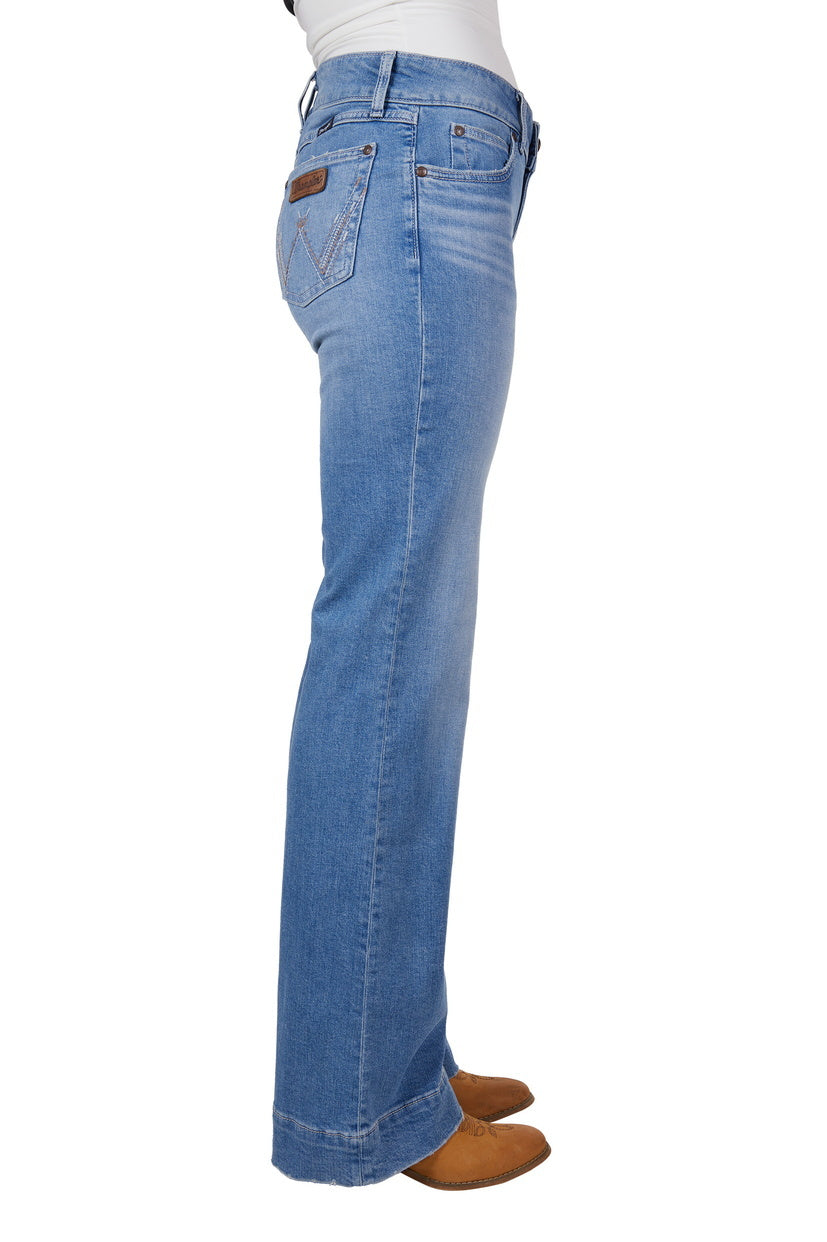 Wrangler Womens Hallie Mae Jeans - 34 Leg (XCP2253213) Sky [SD]