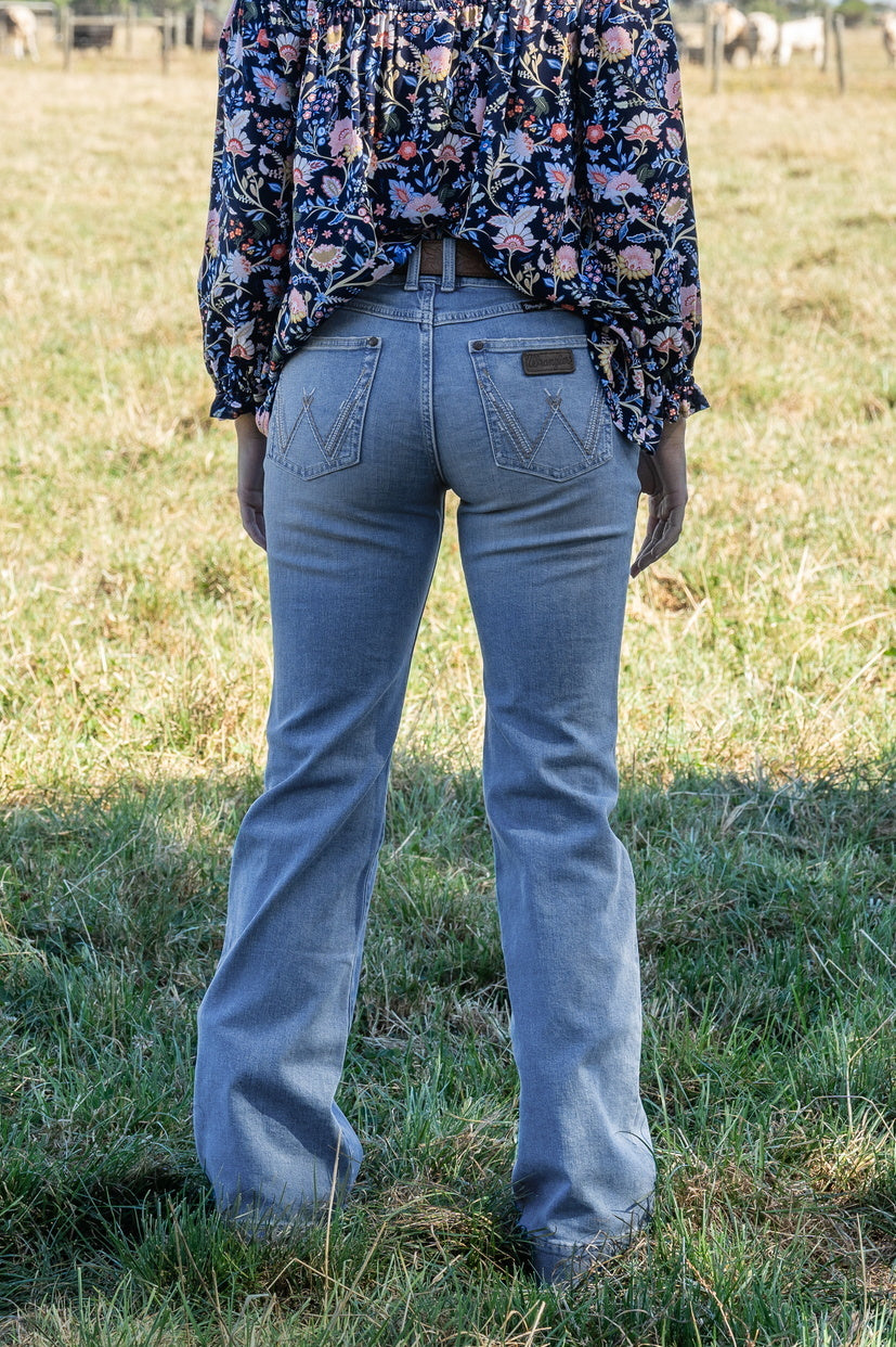 Wrangler Womens Hallie Mae Jeans - 34 Leg (XCP2253213) Sky [SD]