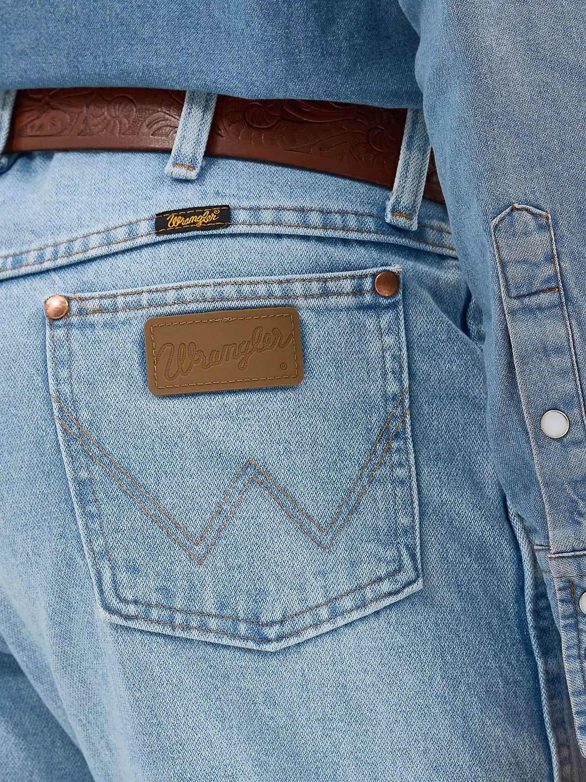 Jeans Wrangler Uomo Cowboy Cut Original Fit Active Flex - Colore Bleach, Vita 36, Lunghezza 32