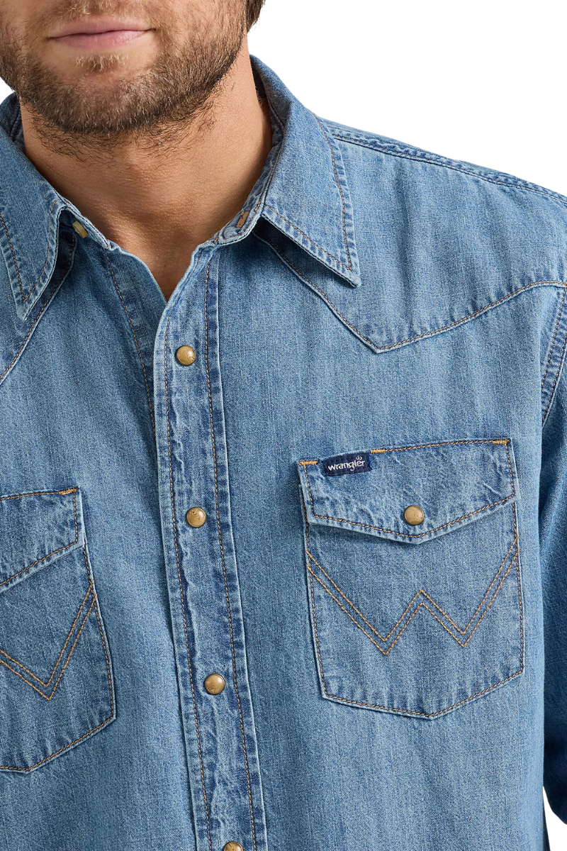 Wrangler Mens Classic Fit L/S Denim Shirt (112361699) Light Wash Denim