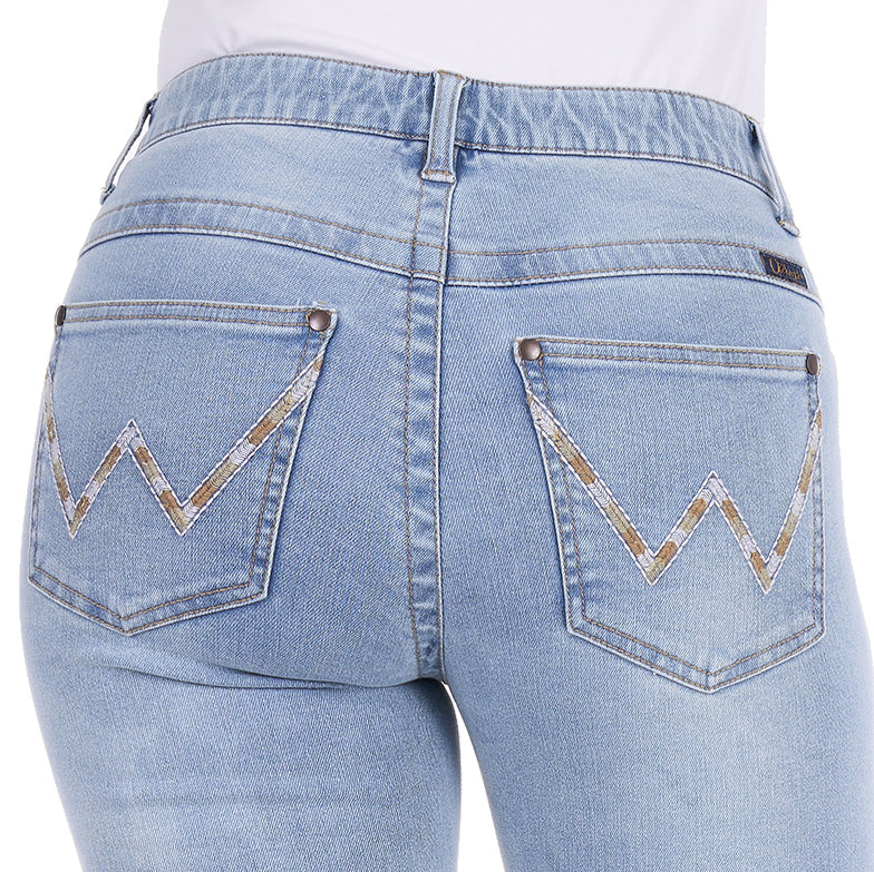 Close up signature Wrangler W stitching on the pockets of the Wrangler Women's Verity Bootcut Jeans - Willow (X6S2251722) Sky light blue denim modelled on a white background.